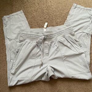 Lululemon dance studio pants size 6